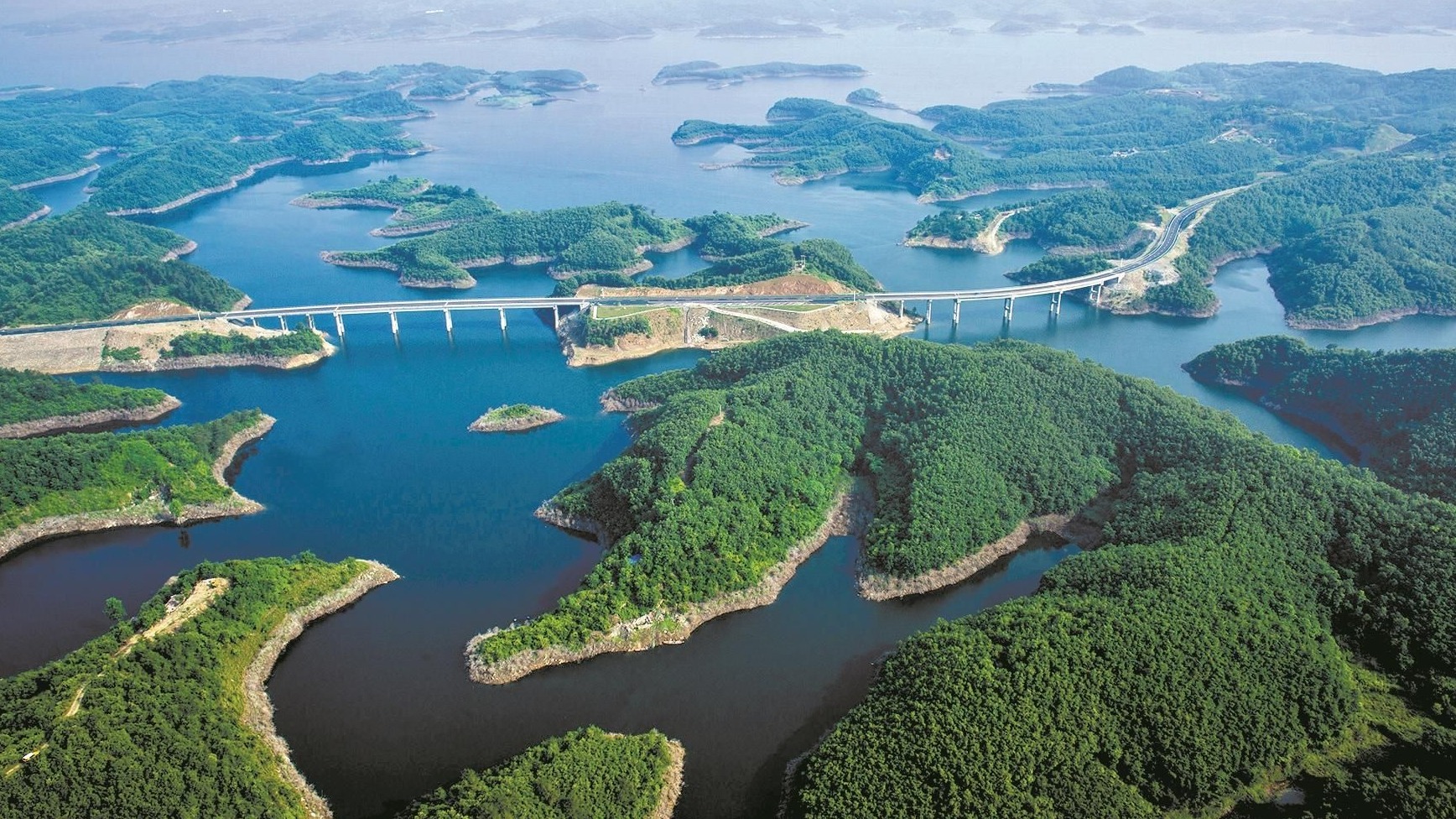 画中湖北,独舞光影