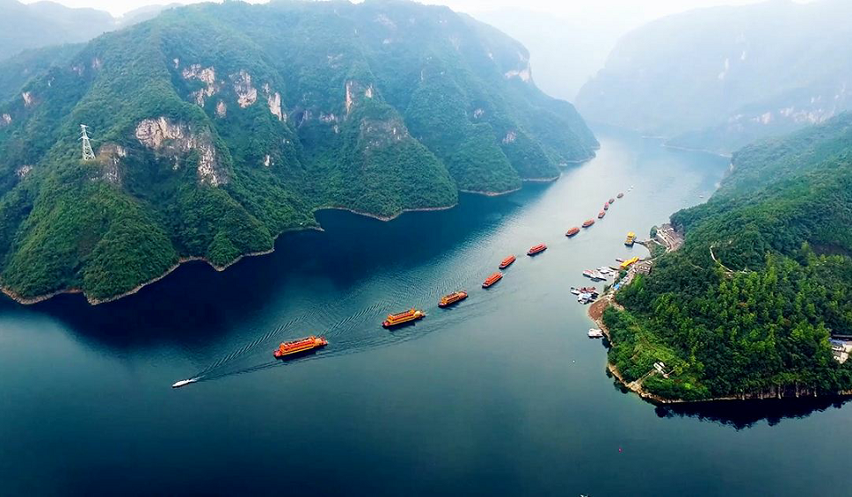 画中湖北,独舞光影