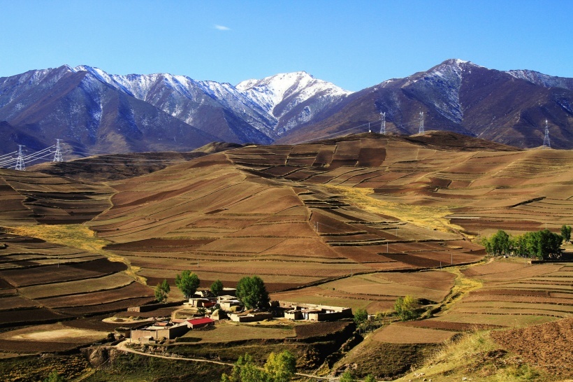 甘肃，探寻丝绸之路的历史足迹